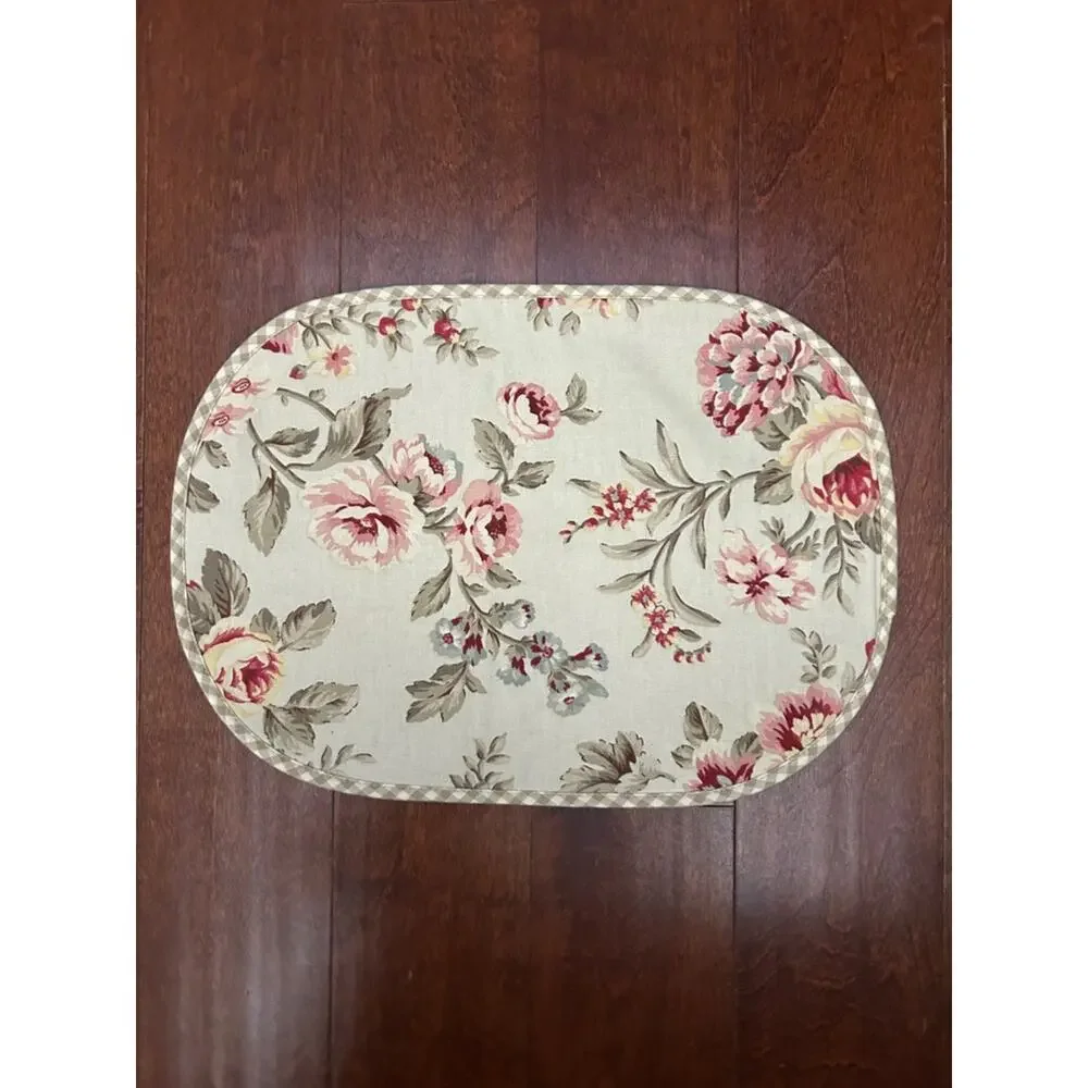 Reversible Shabby Chic Floral and Gingham Quilted Fabric Placemats, Set of Six